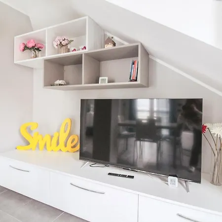 Josephine Lejlighed Pianello Del Lario