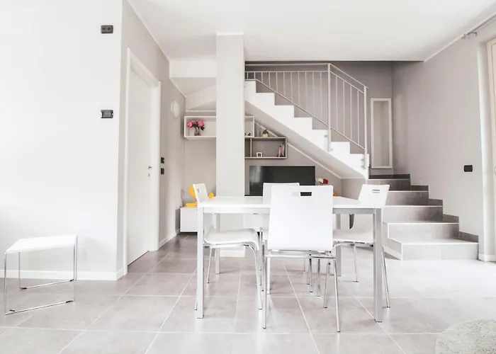 Josephine Apartment *