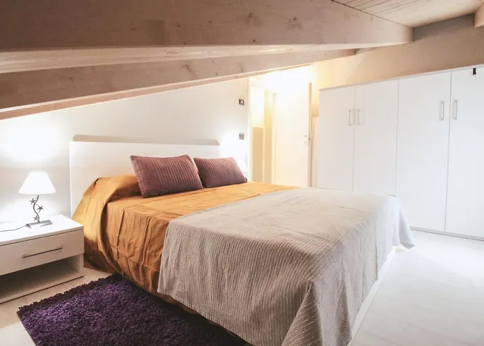 Josephine Apartment *